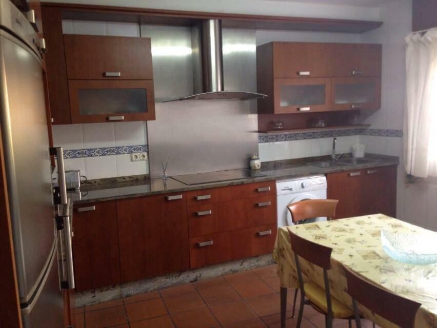 Piso Centrico Y Amplio En Praza Do Regueiro, A Illa De Arousa ภายนอก รูปภาพ